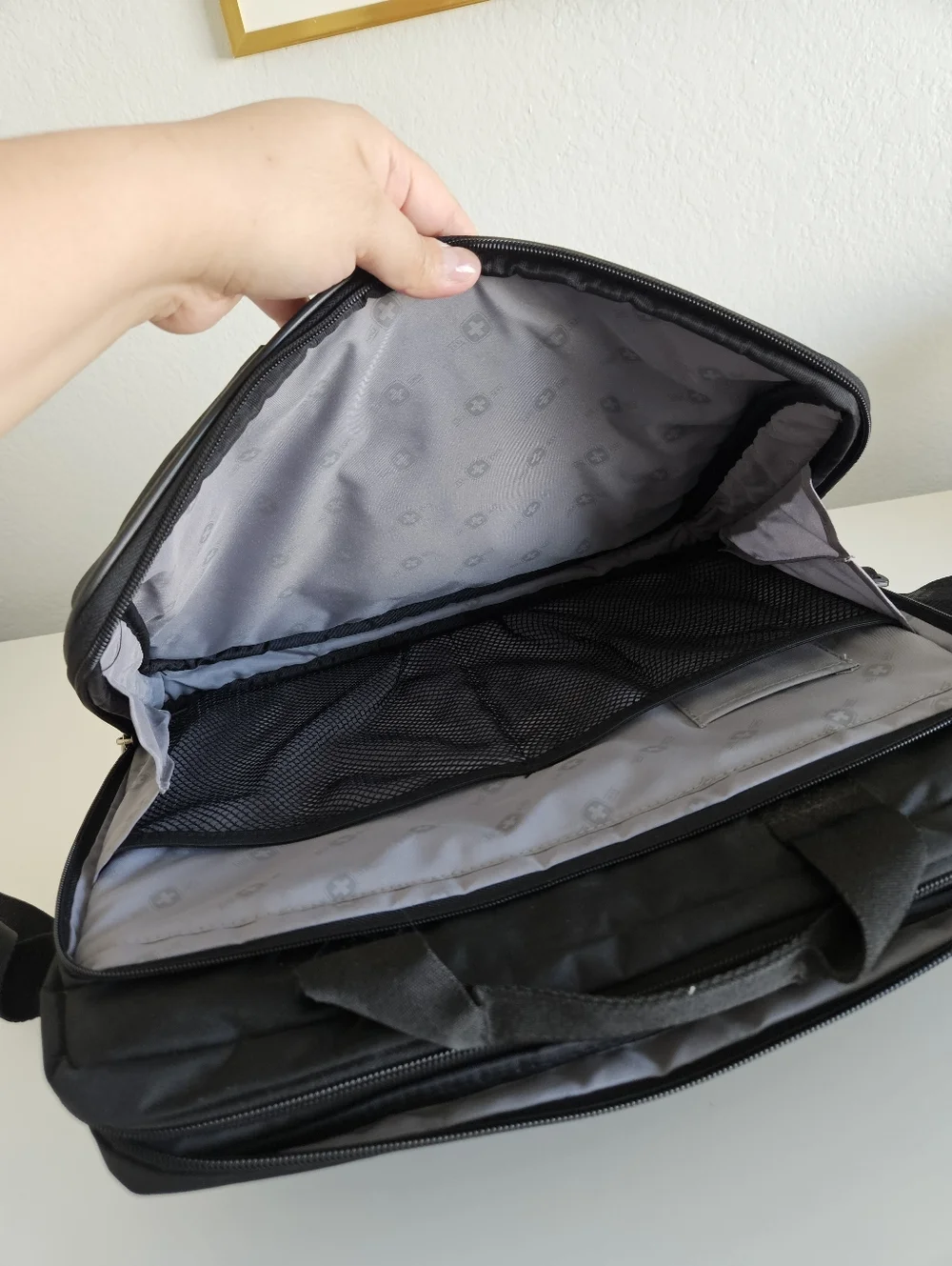 SwissGear | Adjustable ProCheck Black Laptop 14